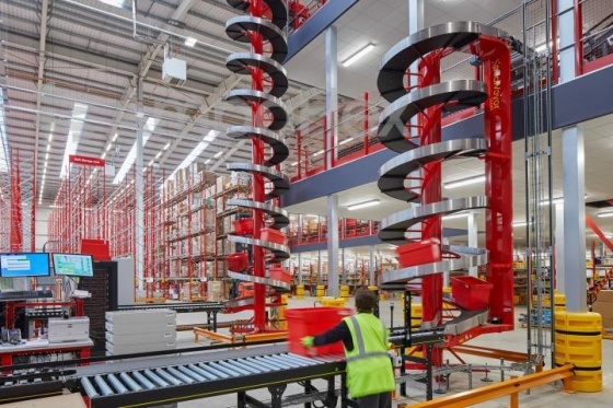 All-purpose spiral conveyor for medium to large products